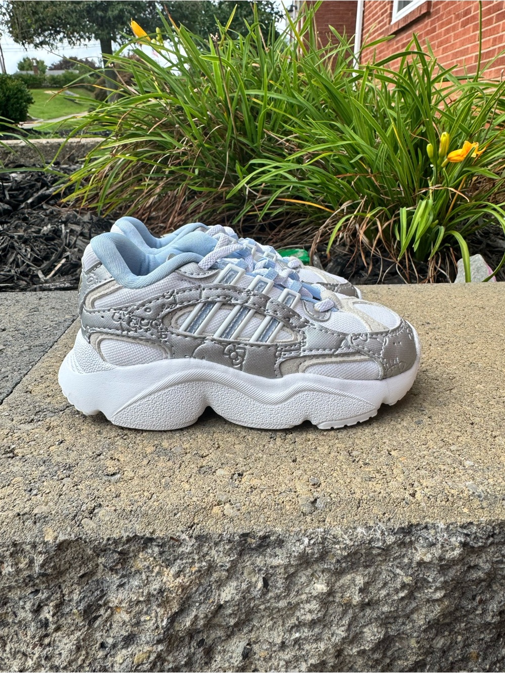 Adidas Ozweego Hello Kitty Toddler Shoes